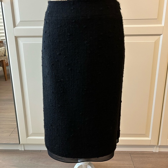 Banana Republic Black Wool Tweed Long Jacket & Skirt 2-Piece Suit Size 4 - Picture 9 of 13